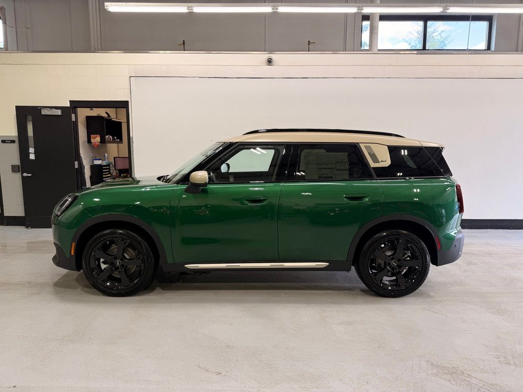 صورة مصغرة 2 لـ 2027 MINI COUNTRYMAN COOPER S ALL4