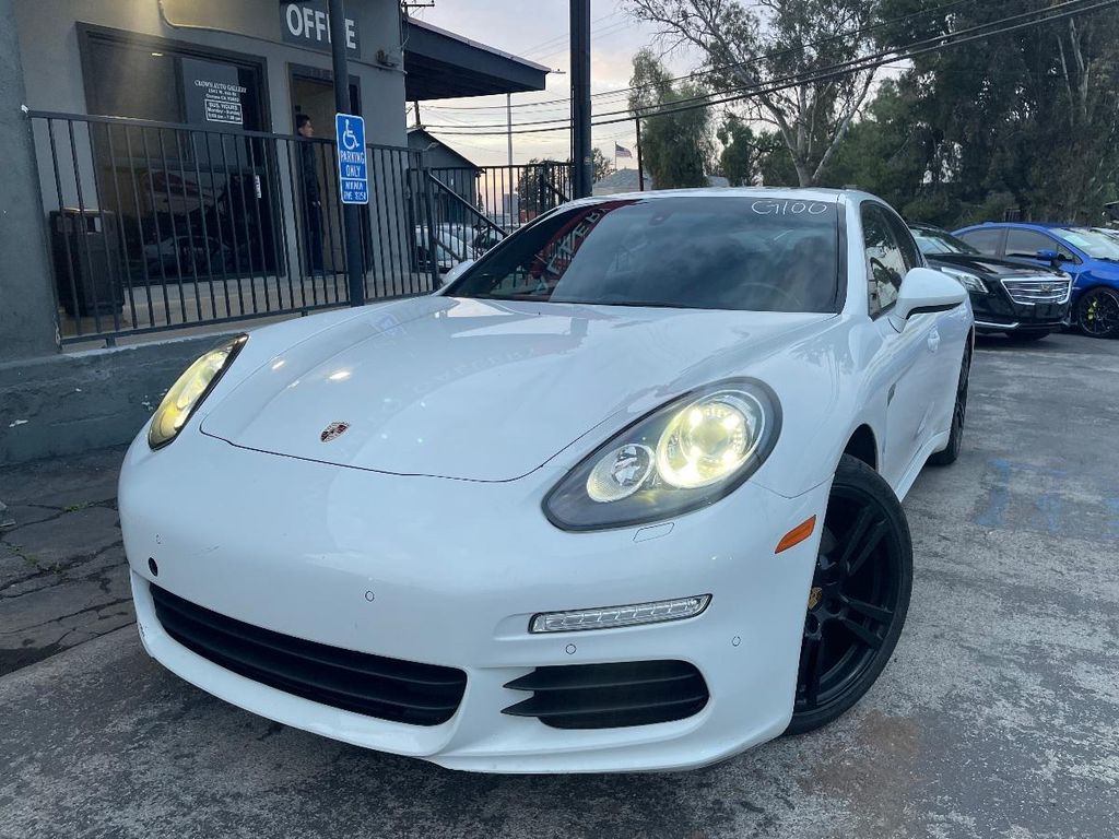 2015 Porsche Panamera