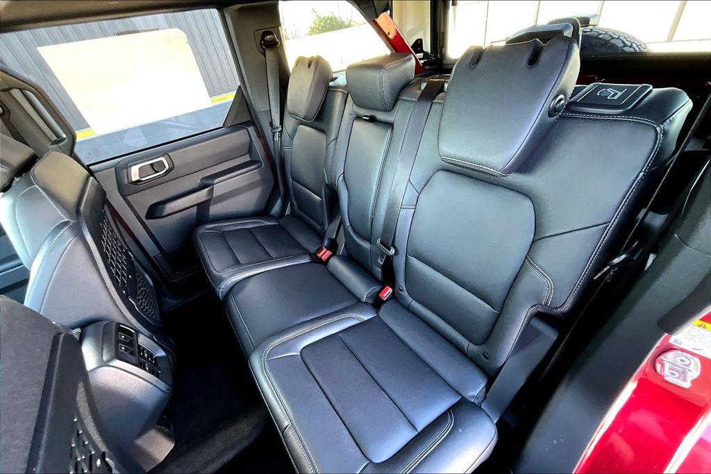 FORD BRONCO - 10