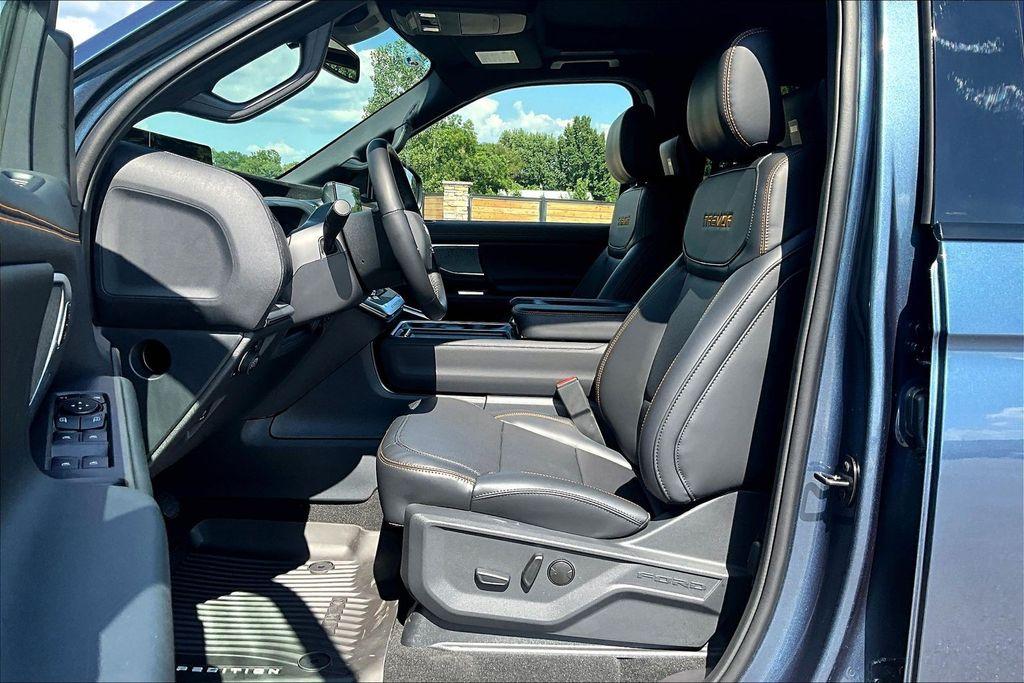 صورة 9 لـ 2027 FORD EXPEDITION TREMOR