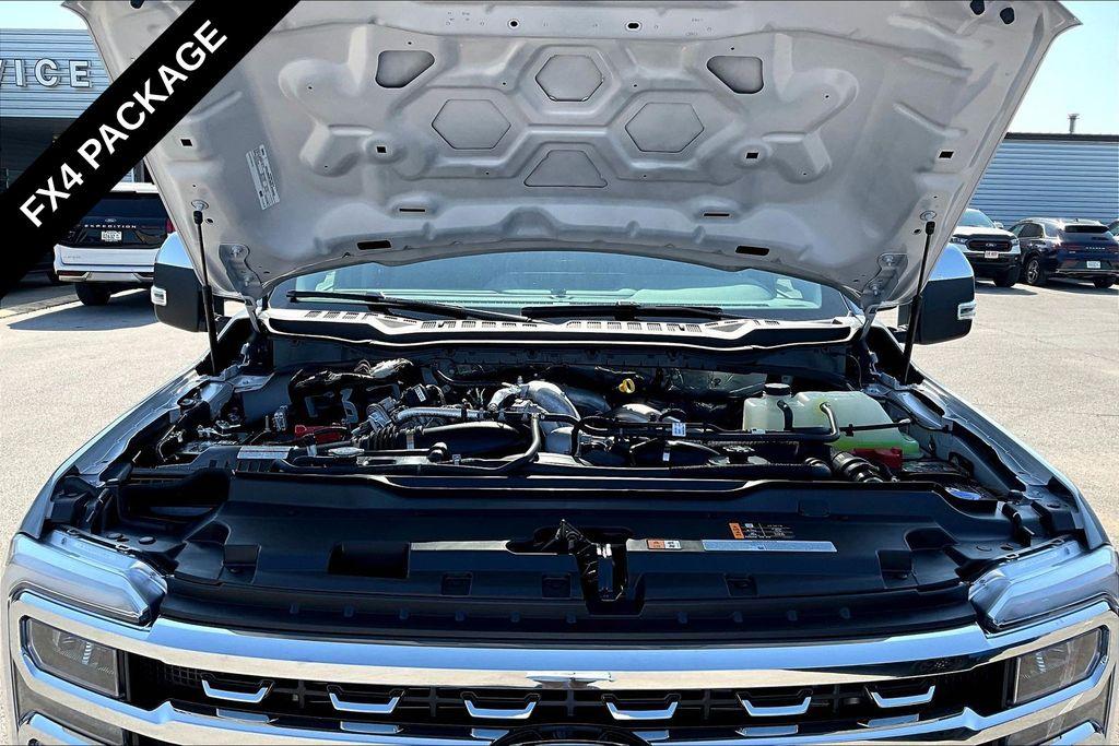 صورة مصغرة 11 لـ 2026 FORD F-250 LARIAT