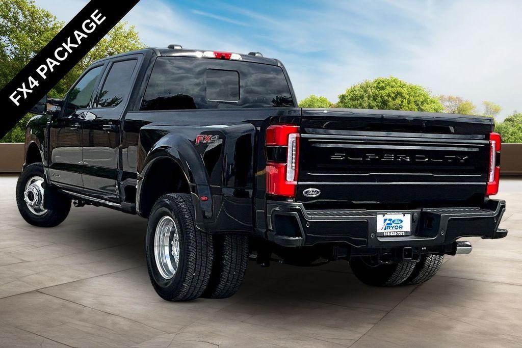 2026 FORD F-350 PLATINUM — фото 3