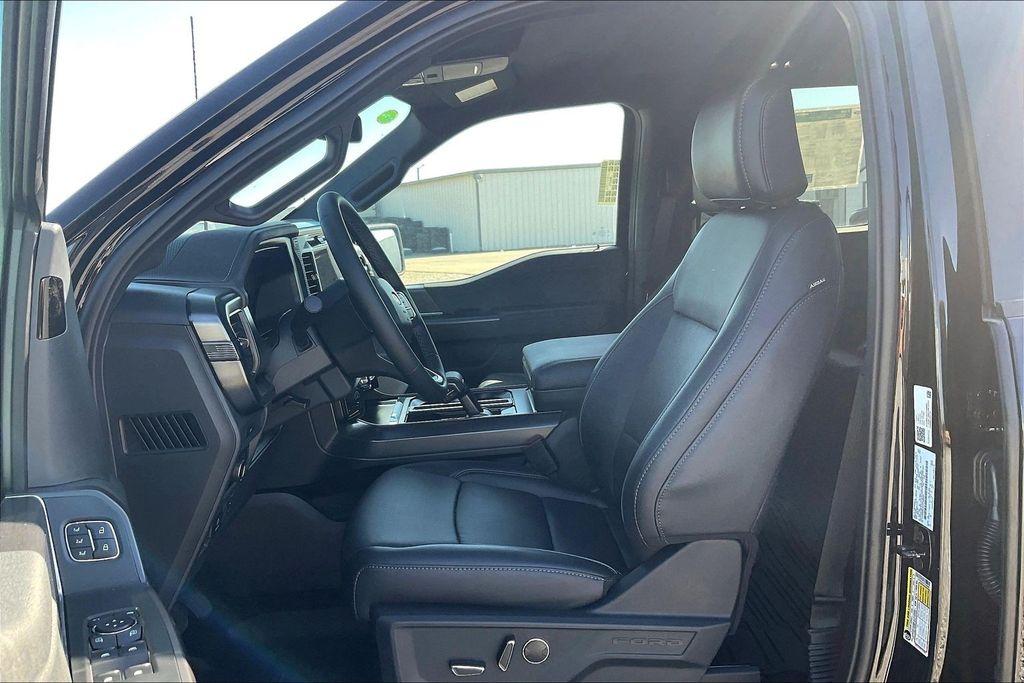 FORD F-150 LARIAT - 9