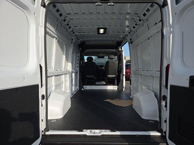 صورة 6 لـ 2026 RAM PROMASTER 2500 TRADESMAN