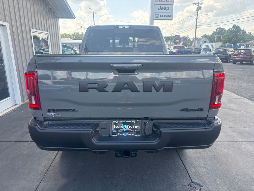 2026 RAM 2500 REBEL/POWER WAGON — фото 4
