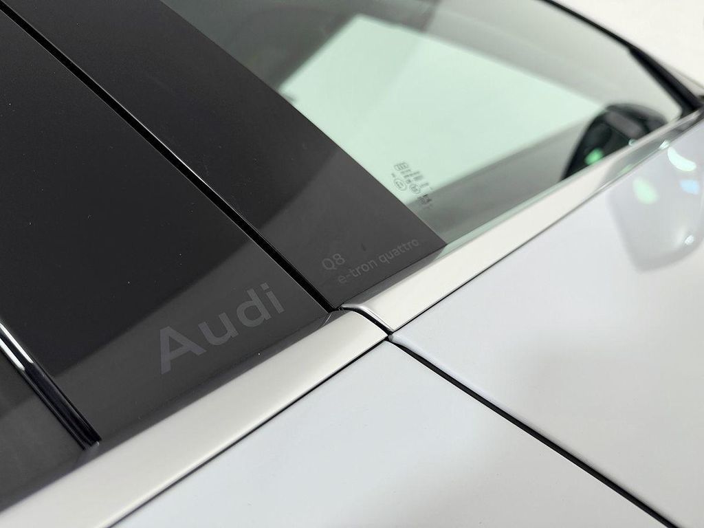 2024 AUDI Q8 E-TRON PREMIUM PLUS — фото 61