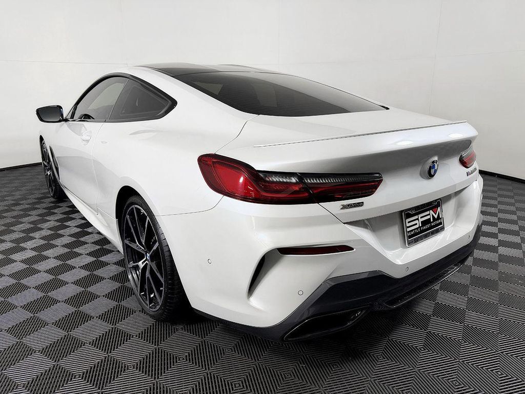 2022 BMW M850 XDRIVE — миниатюра 18