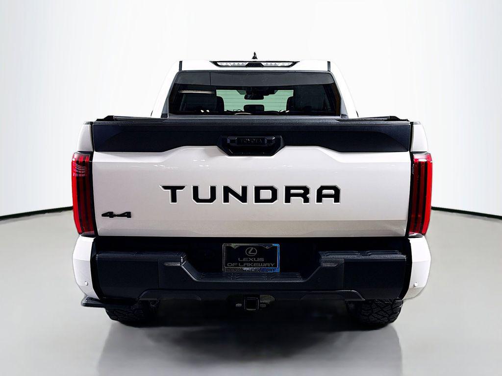 TOYOTA TUNDRA - 6