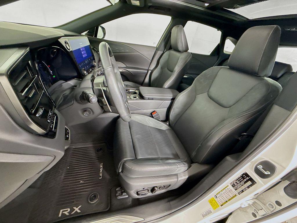 صورة مصغرة 21 لـ 2023 Lexus RX 350 LUXURY