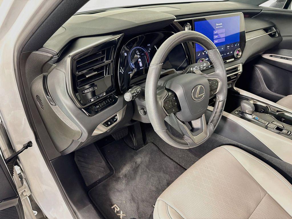 صورة 9 لـ 2024 Lexus RX 350 PREMIUM PLUS