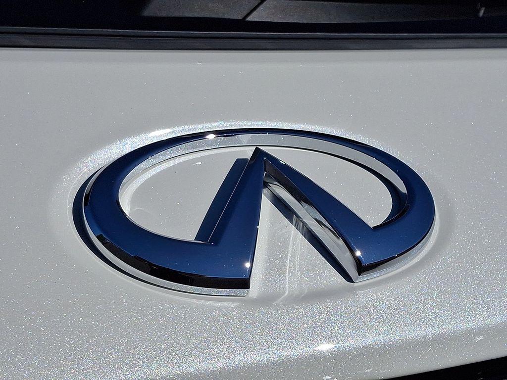 2023 Infiniti QX60 LUXE — миниатюра 31