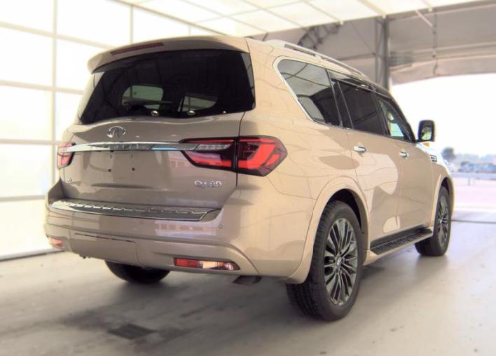 صورة 4 لـ 2023 Infiniti QX80 SENSORY AWD