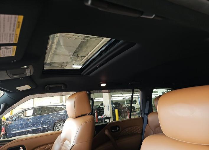 صورة 7 لـ 2023 Infiniti QX80 SENSORY AWD