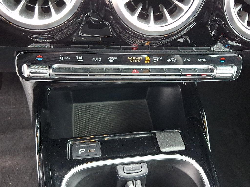 2022 Mercedes-BENZ AMG CLA 35 4MATIC 缩略图 17