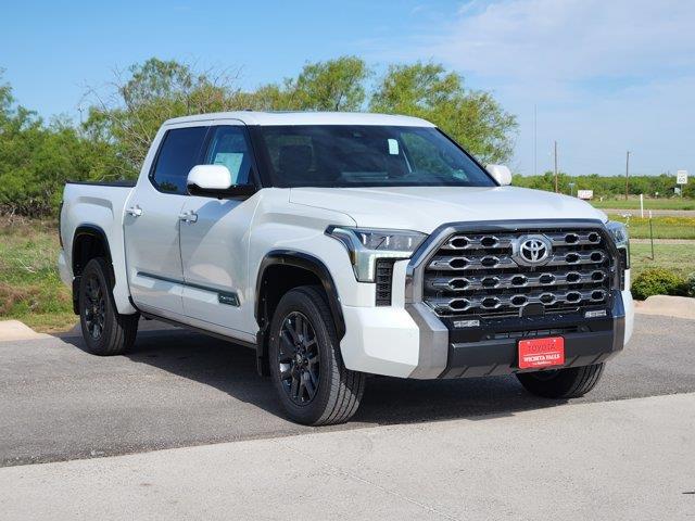 TOYOTA TUNDRA - 2