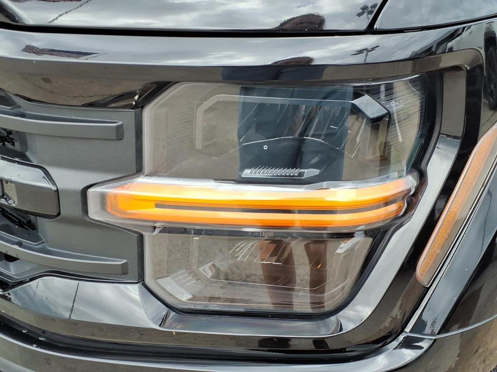 FORD F-150 XLT - 9