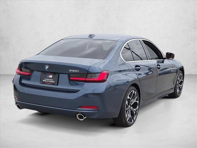 2026 BMW 330 I 照片 2