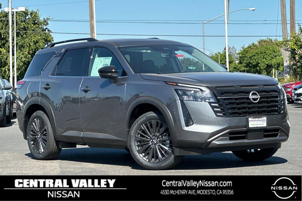 New 2026 Nissan Pathfinder SL