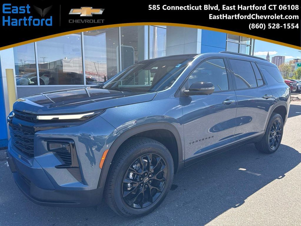 New 2026 Chevrolet Traverse LT