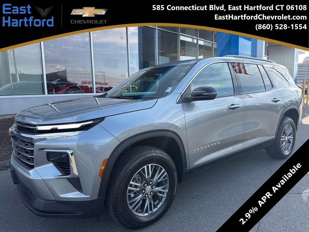 New 2026 Chevrolet Traverse LT