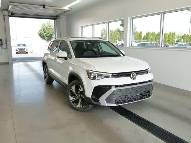 New 2026 Volkswagen Taos 1.5T SE