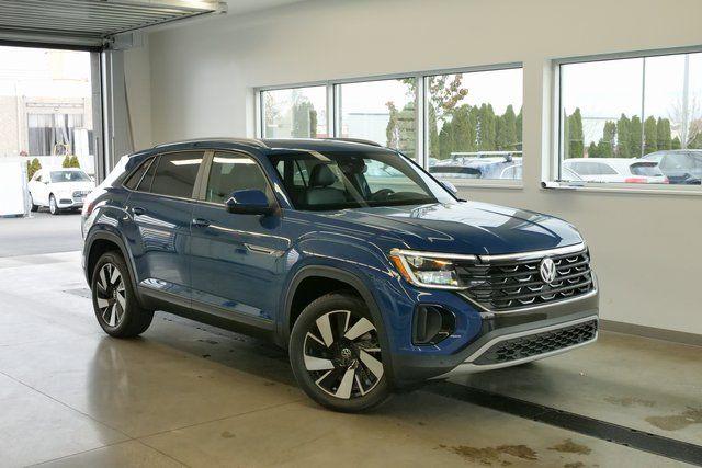 New 2026 Volkswagen Atlas Cross Sport 2.0T SE w/Technology