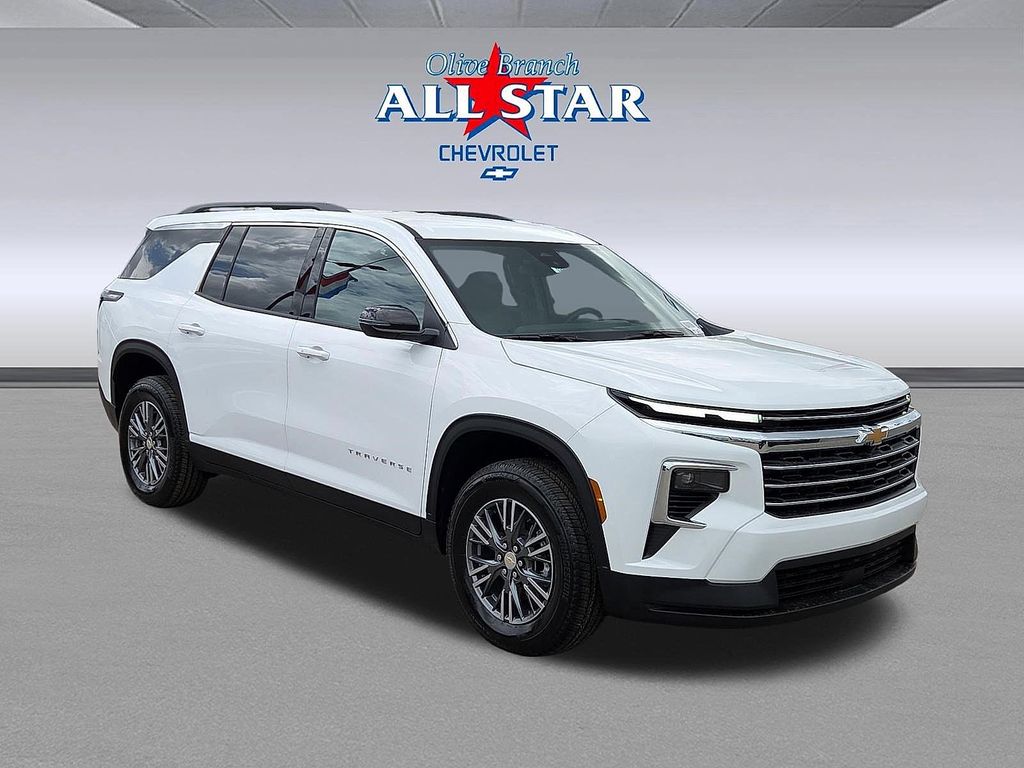 New 2026 Chevrolet Traverse LT