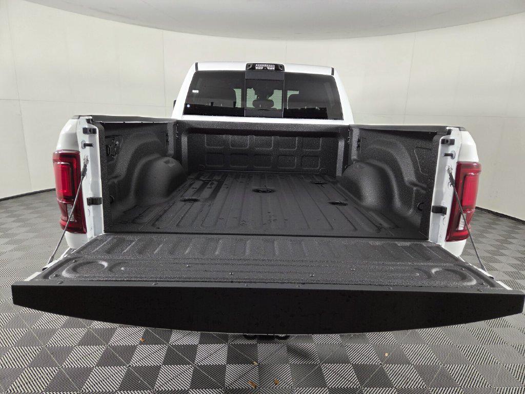 2027 RAM 2500 BIG HORN — миниатюра 20