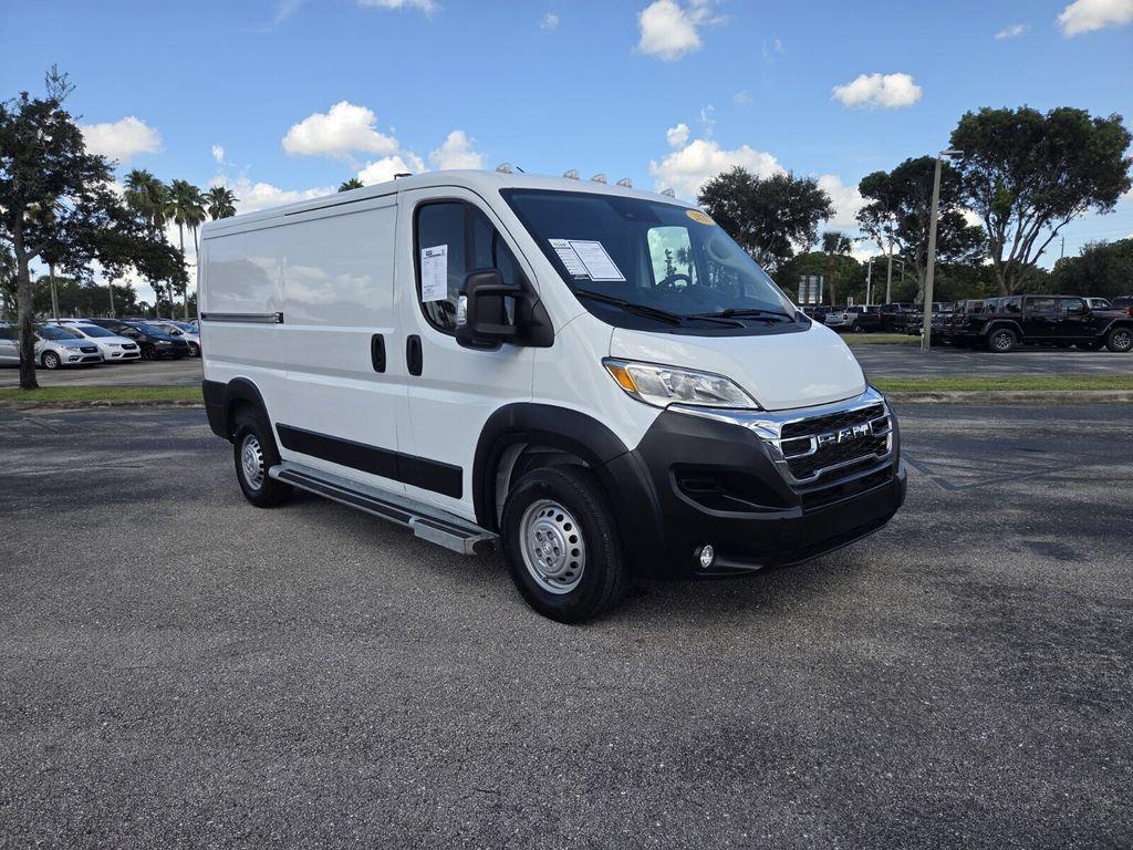 2025 RAM PROMASTER 2500 TRADESMAN — фото 2