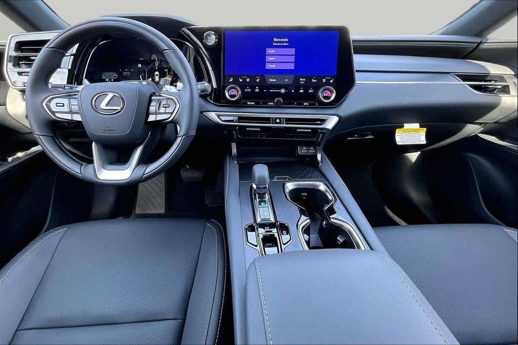 صورة 5 لـ 2026 Lexus RX 350 PREMIUM