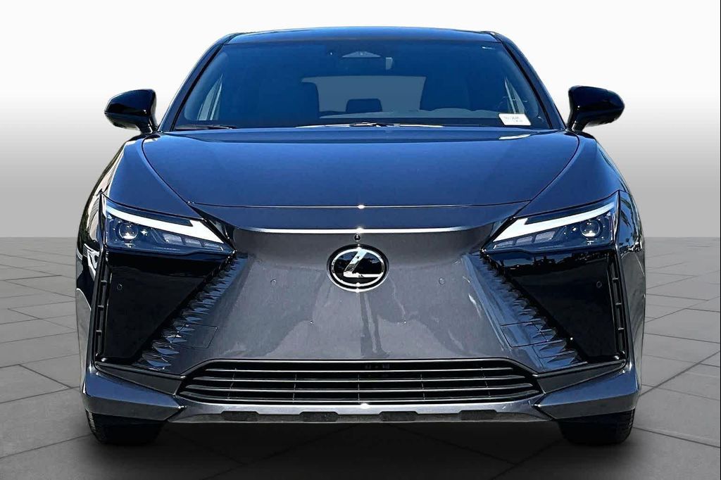 صورة 3 لـ 2026 Lexus RZ 350E PREMIUM