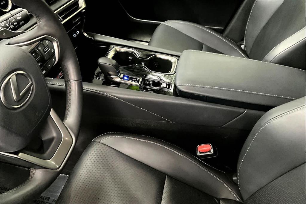2024 Lexus RX 350 BASE — миниатюра 16