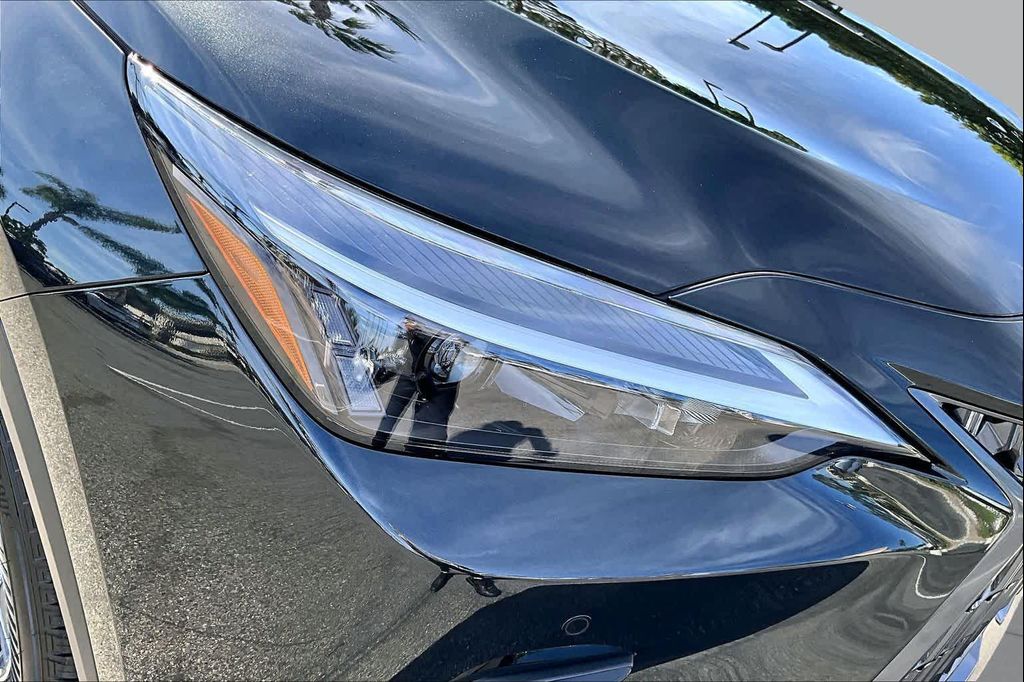 2026 Lexus NX 450H+ PREMIUM — миниатюра 21