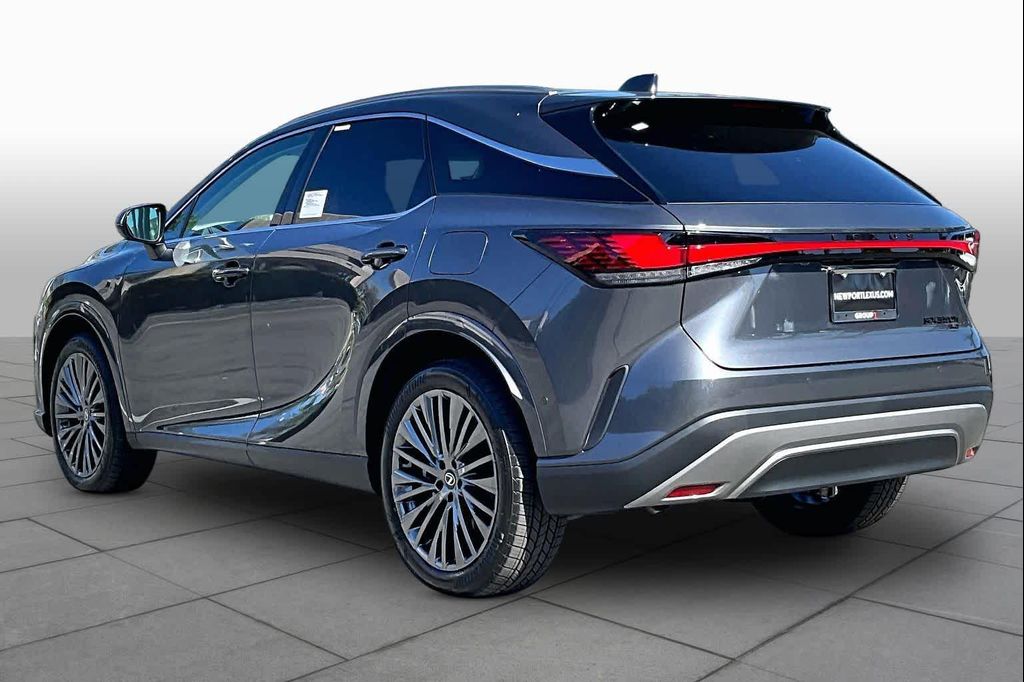 صورة 7 لـ 2026 Lexus RX 350H LUXURY