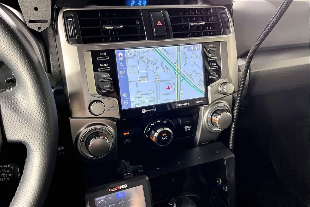 2022 Toyota 4RUNNER SR5 PREMIUM — фото 6