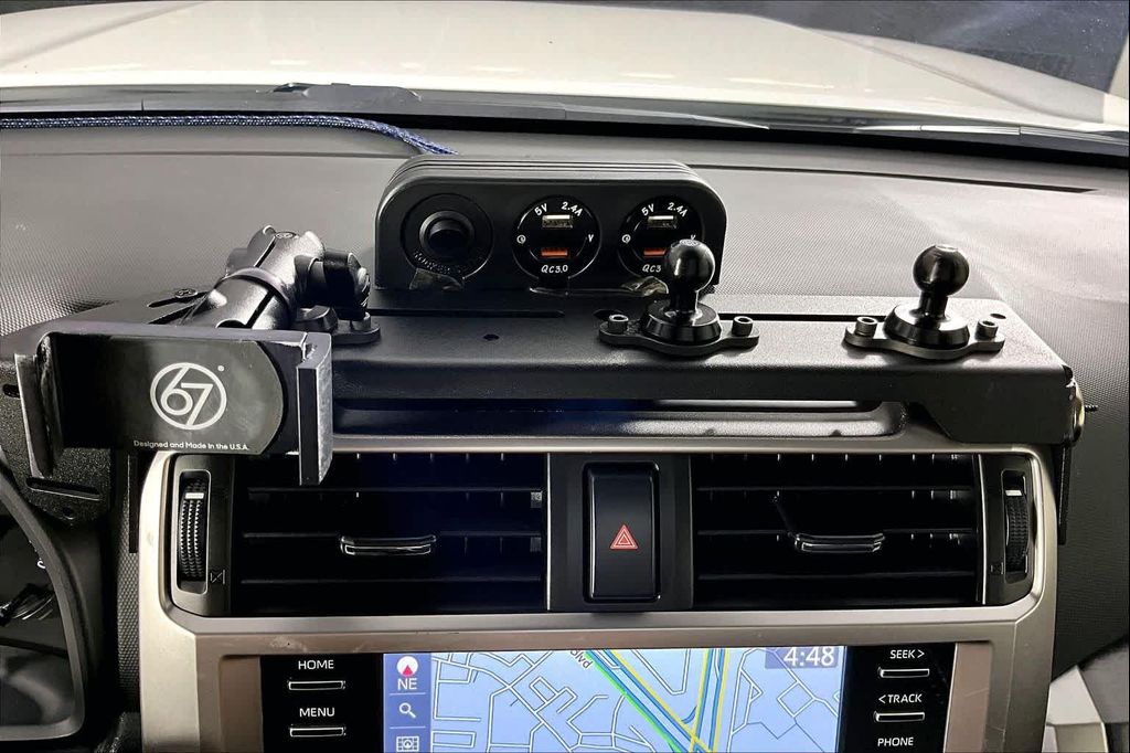 صورة مصغرة 33 لـ 2022 Toyota 4RUNNER SR5 PREMIUM
