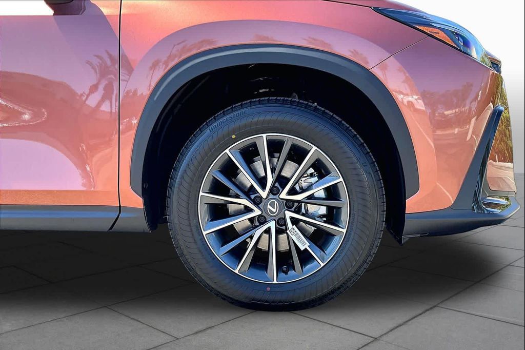 2026 Lexus NX 350H PREMIUM 照片 9