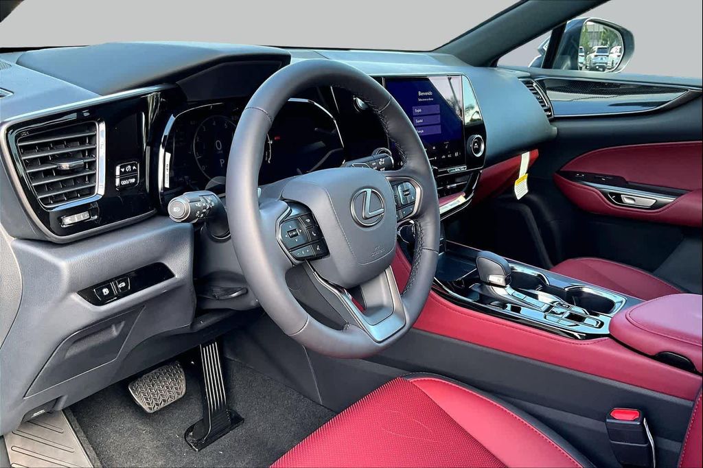 2026 Lexus NX 350 — фото 10