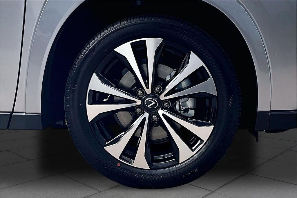 2026 Lexus UX 300H F SPORT DESIGN 照片 9