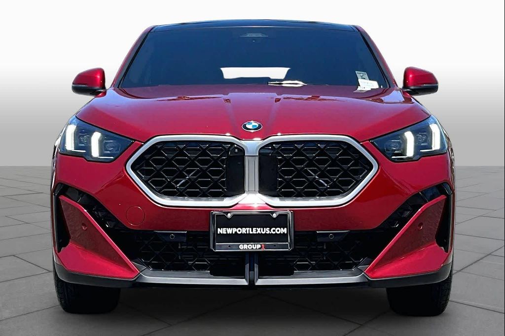 صورة 3 لـ 2025 BMW X2 XDRIVE28I