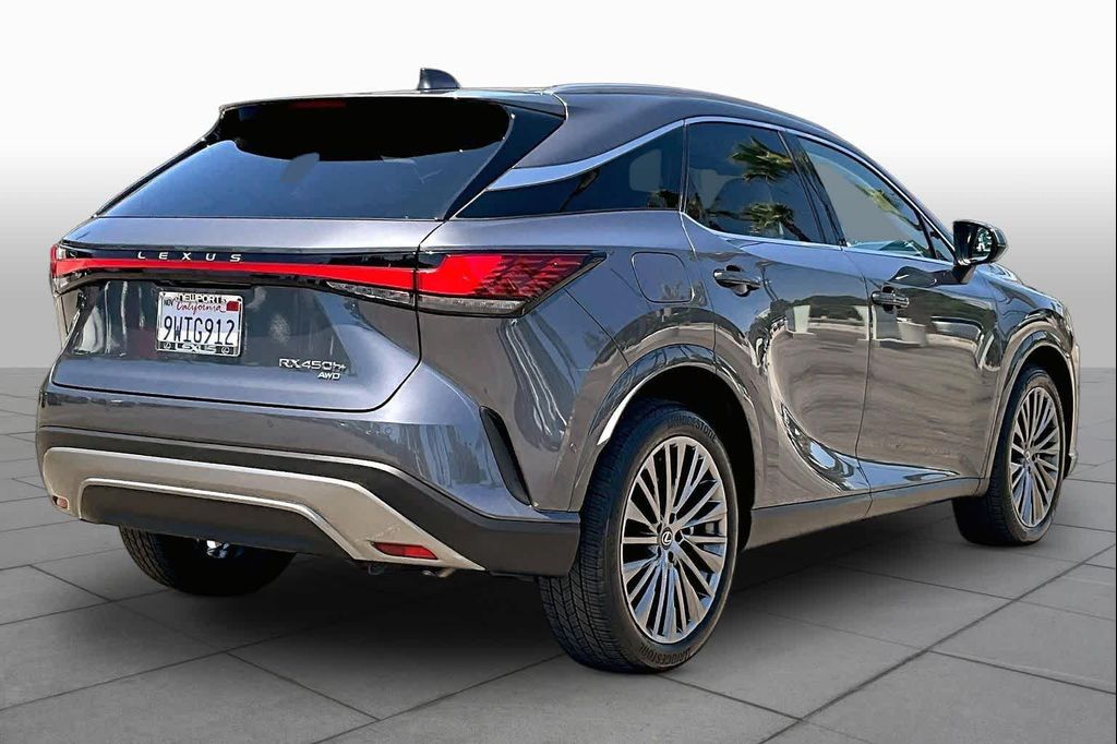 2026 Lexus RX 450H+ BASE thumbnail 12