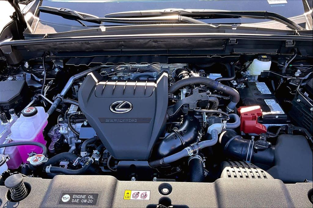 صورة مصغرة 19 لـ 2026 Lexus NX 350