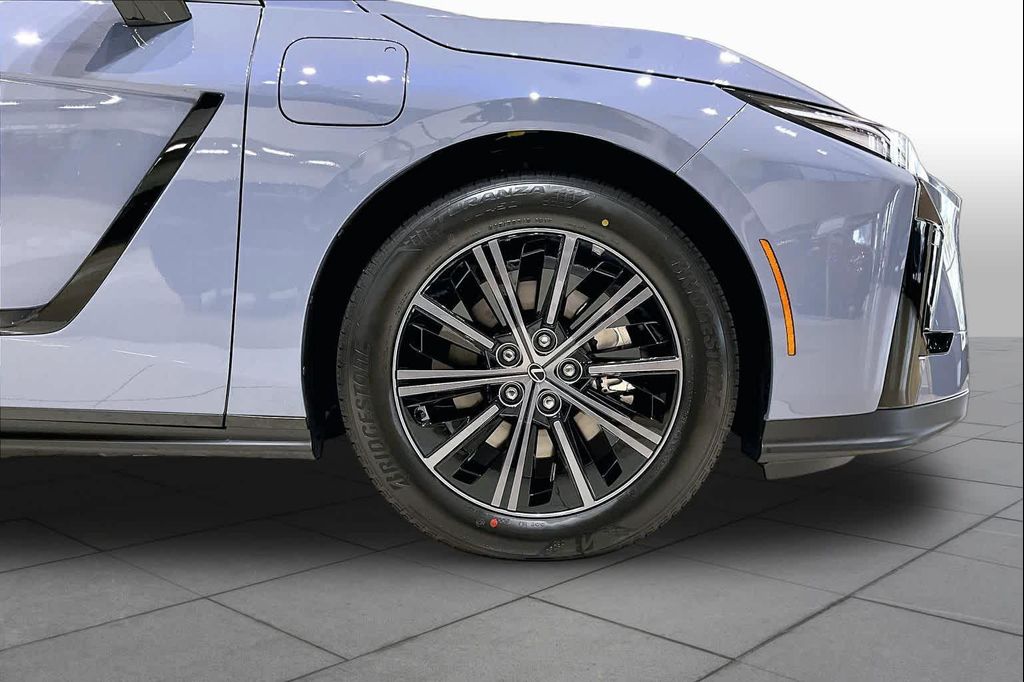 صورة 9 لـ 2026 Lexus ES 500E PREMIUM AWD