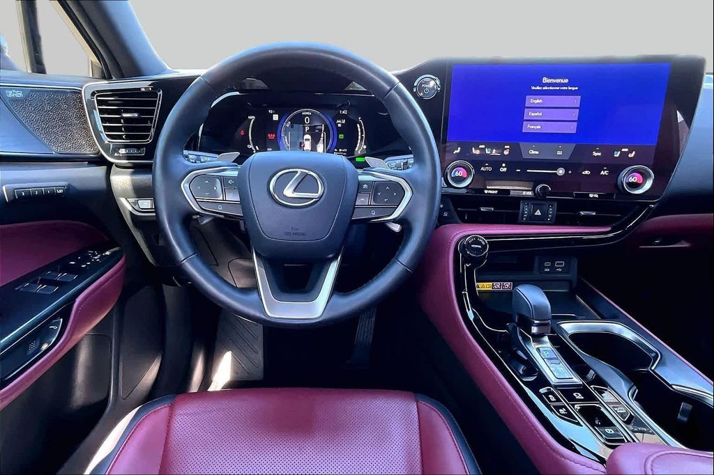 2025 Lexus NX 450H+ LUXURY 照片 5
