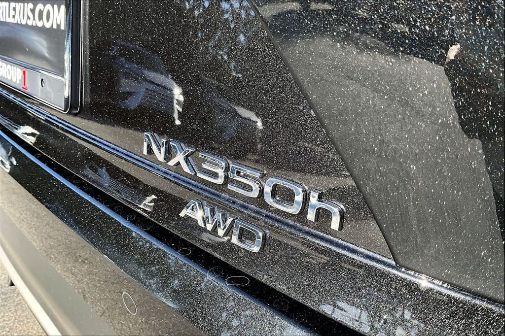 2026 Lexus NX 350H AWD — фото 8