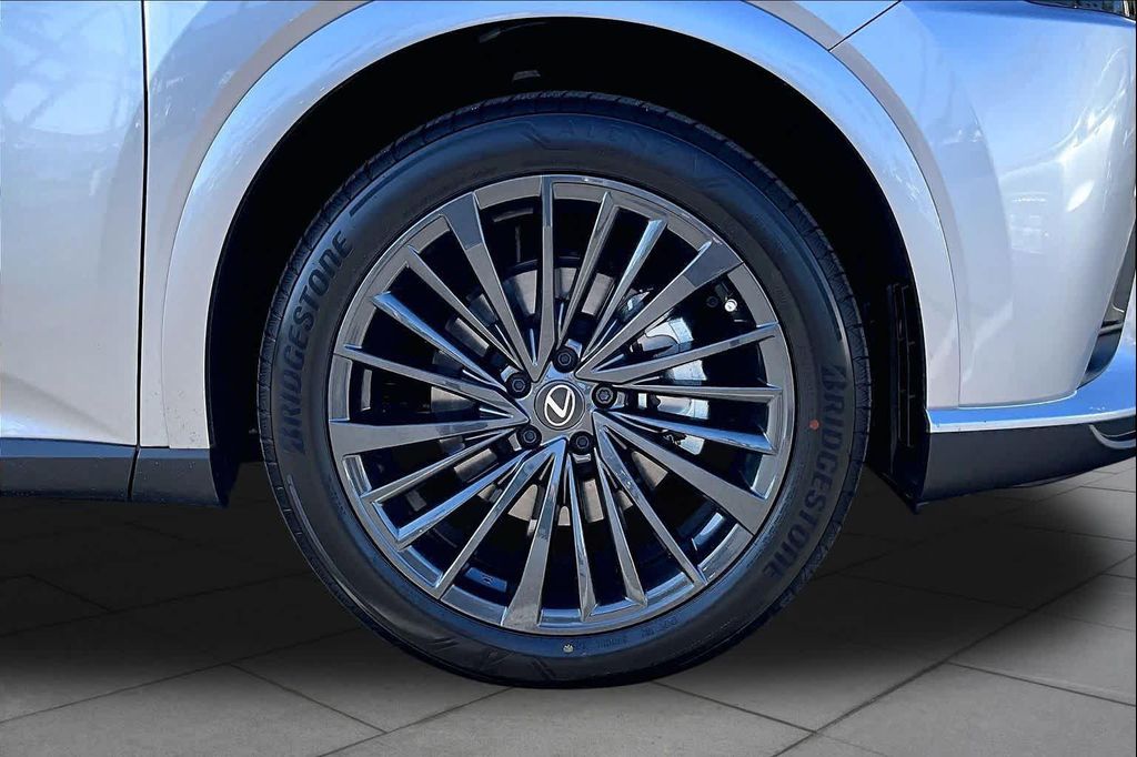 2026 Lexus RX 450H+ BASE 照片 9