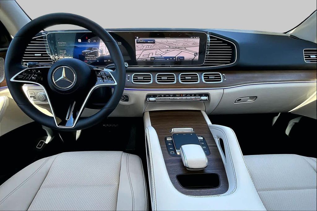 2026 Mercedes-BENZ GLE — миниатюра 14