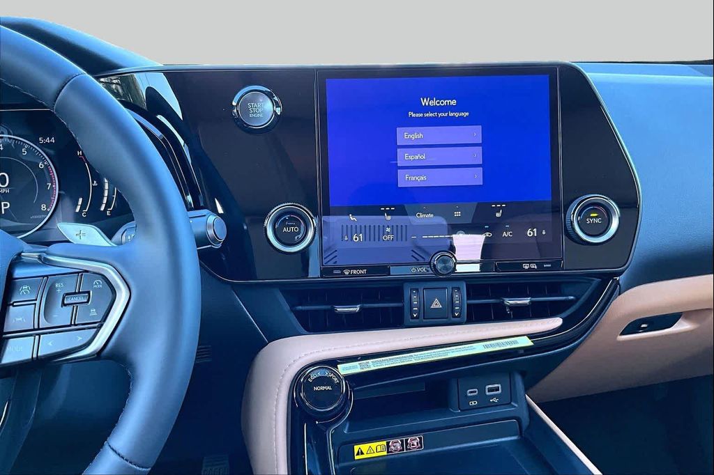 2026 Lexus NX 350 AWD 照片 6