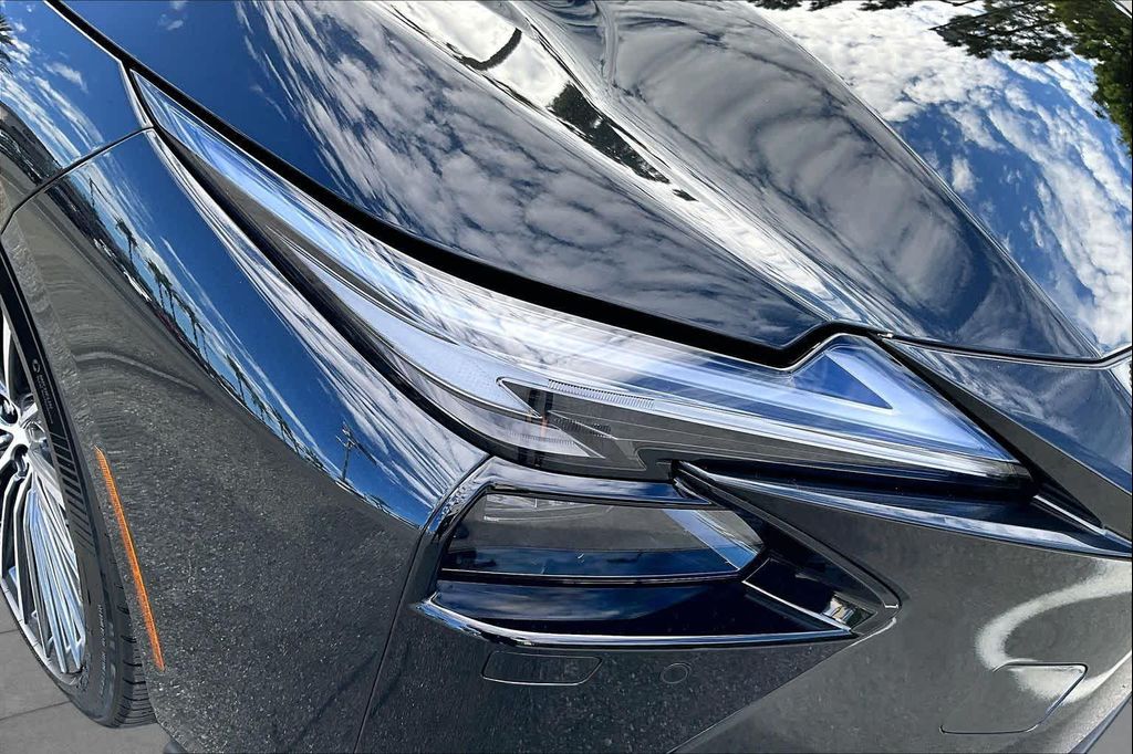 2026 Lexus ES 350E PREMIUM — миниатюра 21