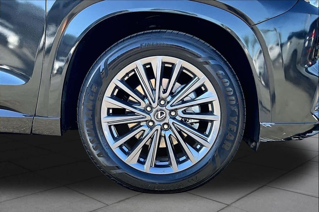 صورة 10 لـ 2024 Lexus TX 350 BASE